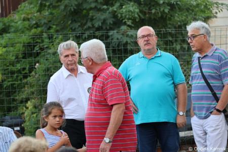 Ob Maistrovem letu izšla pesniška zbirka Maistrovih trideset (2)